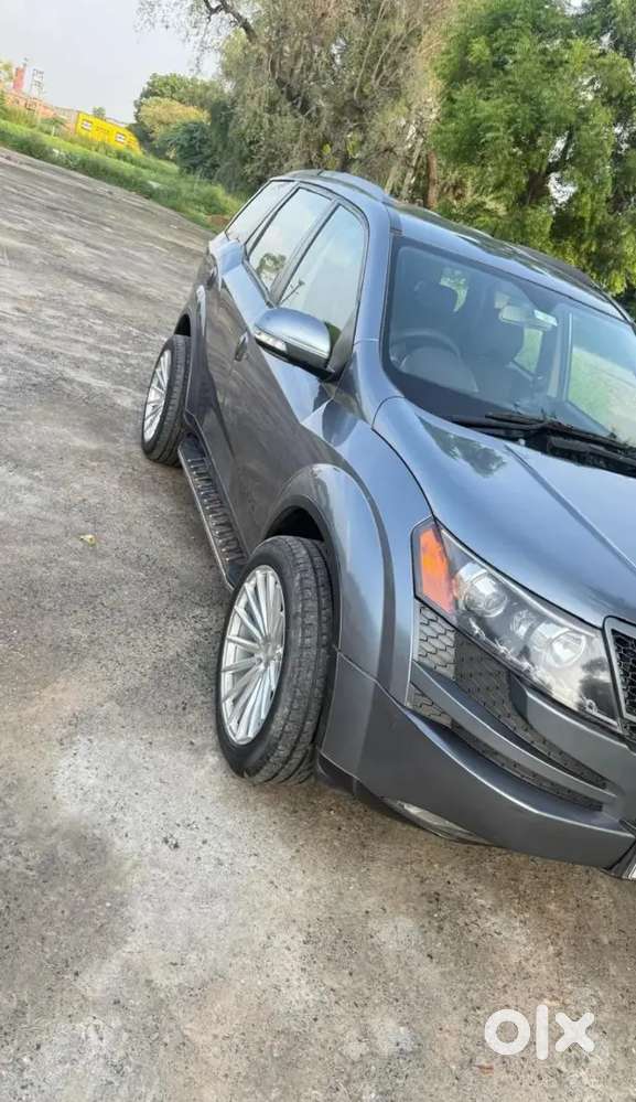 Mahindra Xuv500 2014 Diesel 80000 Km Driven