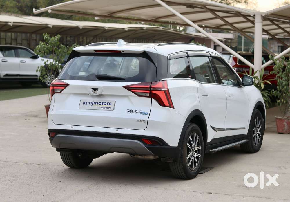 Mahindra Xuv700 2.0 Ax 5 Petrol At Str, 2024, Petrol