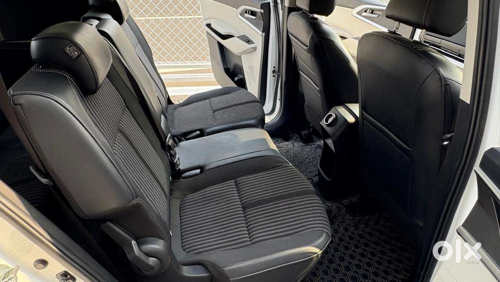 Kia Carens, 2024
