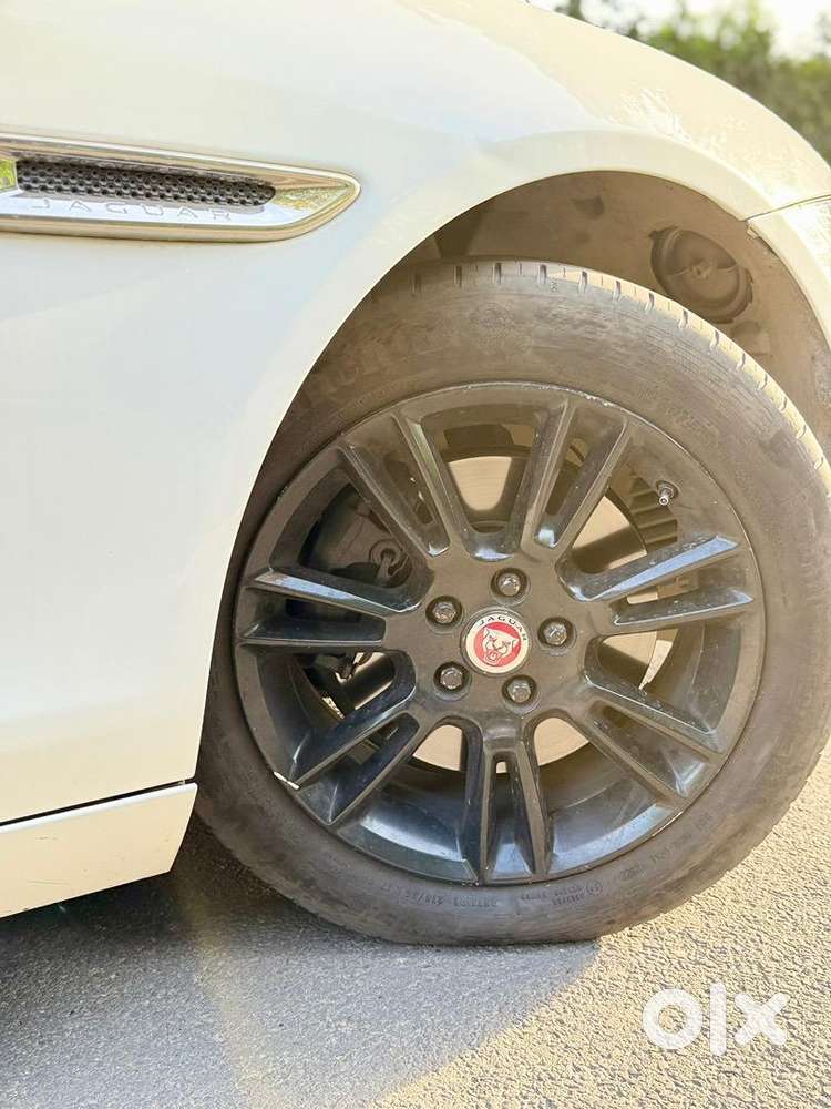 Jaguar Xe 2018