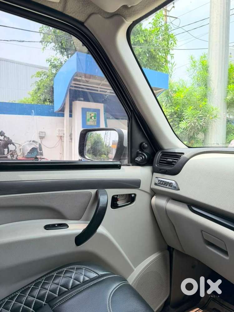 Mahindra Scorpio Classics5 Fully Converted To S11