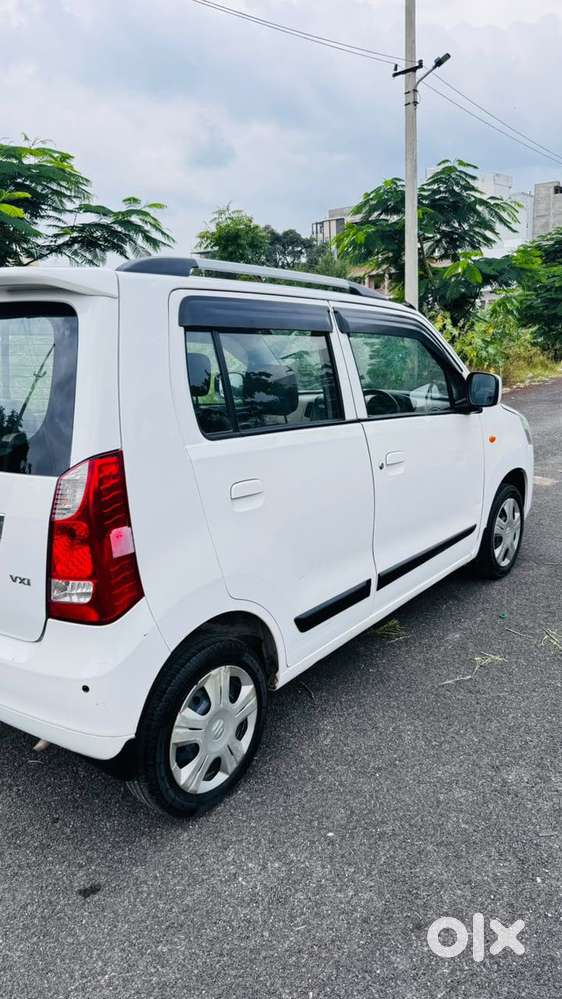 Maruti Suzuki Wagon R 1.0 Vxi, 2018, Petrol