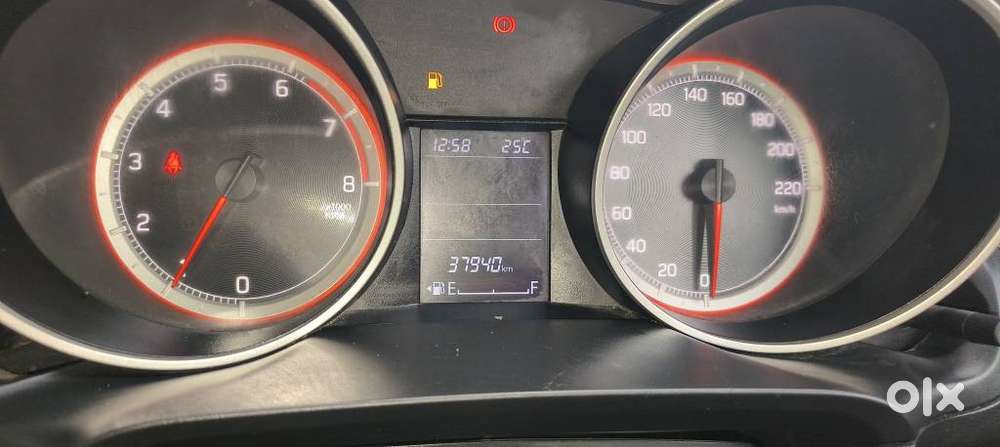 Maruti Suzuki Swift Amt Vvt Zxi, 2024, Petrol