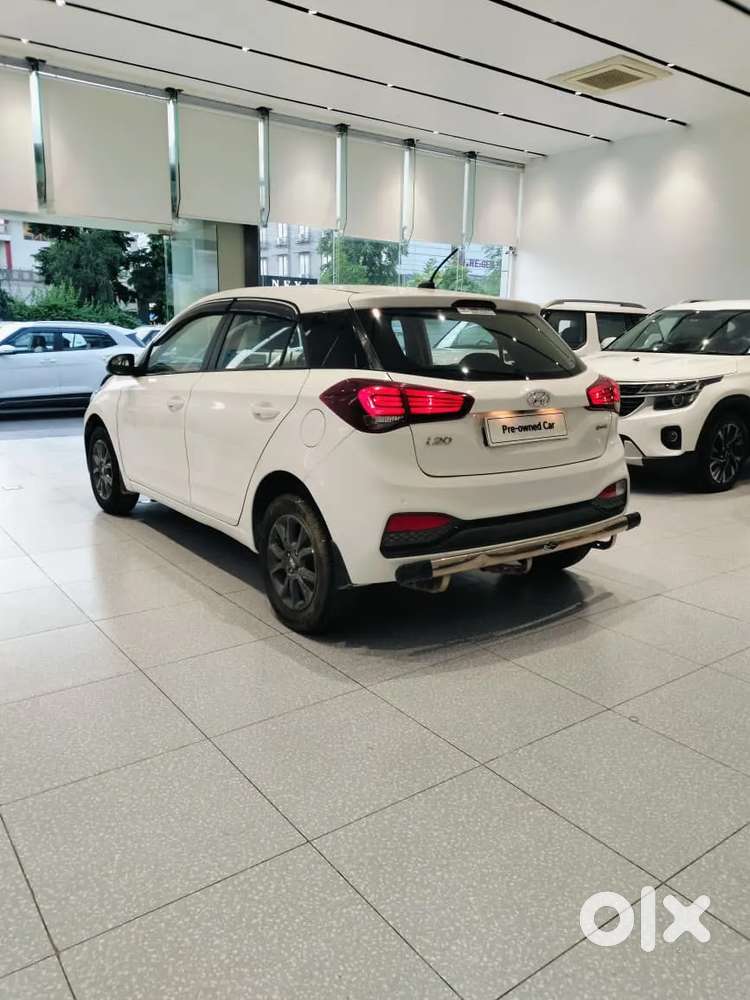 Hyundai I20 Sportz 1.2 Ivt, 2020, Petrol
