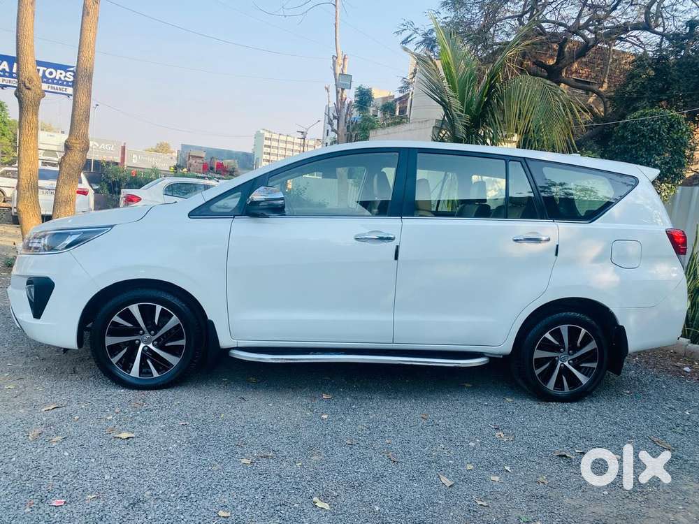 Toyota Innova Crysta 2.8z Automatic, 2021, Diesel