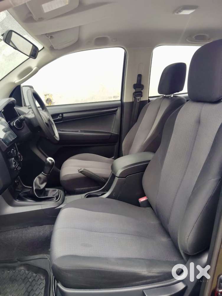 Isuzu Hi-lander 4x2 Mt, 2022, Diesel