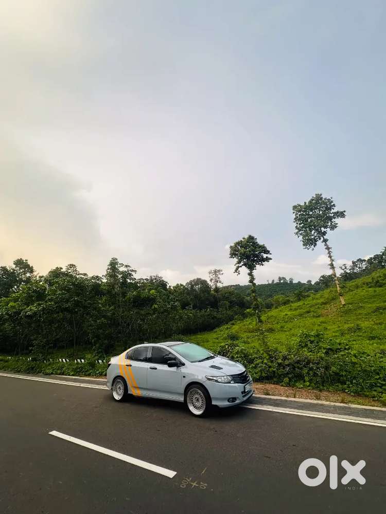 Honda City V Automatic 2011 Petrol Well Maintained