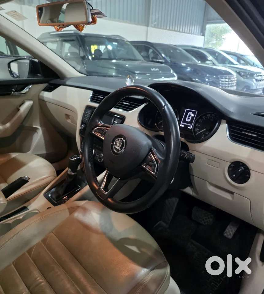 Skoda Octavia 1.8 Tsi Style Plus At, 2016, Petrol