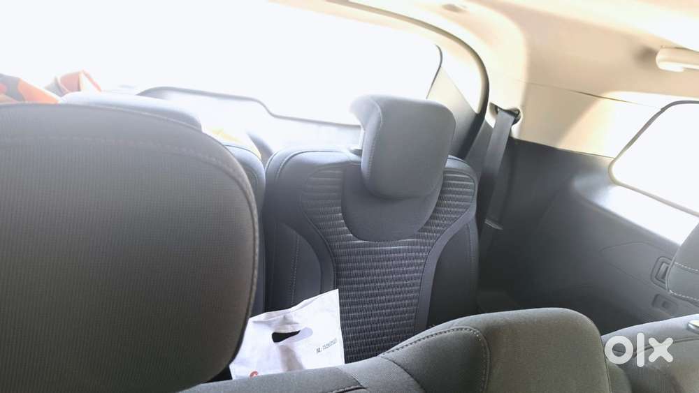 Mahindra Xuv700 2.2 Ax 5 Diesel Mt 7 Str, 2024, Diesel