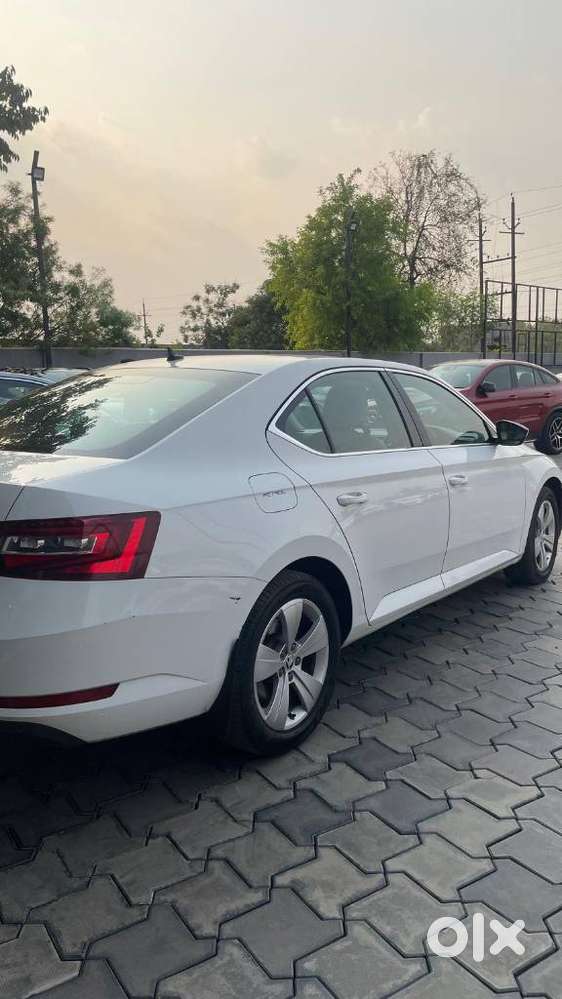 Skoda Superb, 2018, Petrol