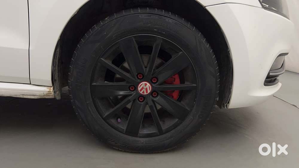 Volkswagen Polo 2009-2013 Petrol Highline 1.2l, 2015, Petrol