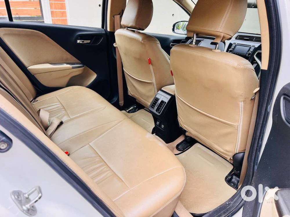 Honda City 1.5 V 4th Gen I-vtec Mt, 2016, Petrol