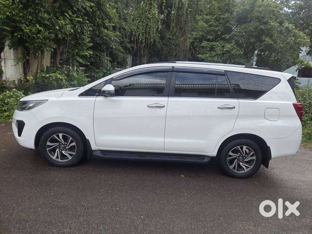 Toyota Innova Crysta 2.4 V, 2020, Diesel
