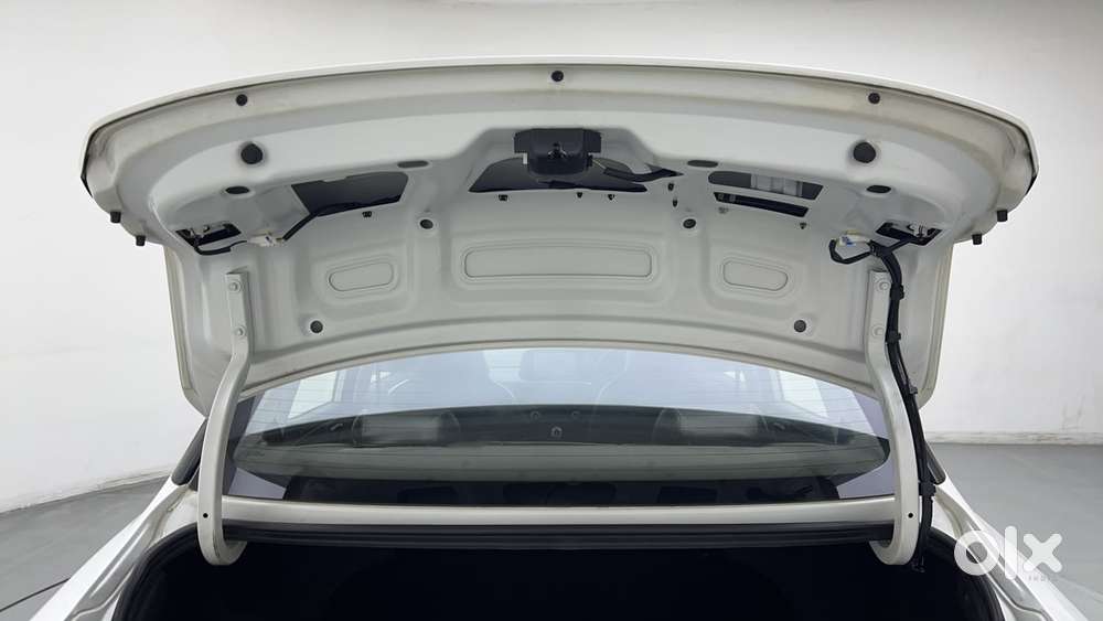 Hyundai Aura 1.0 Sx Plus Petrol, 2020, Petrol