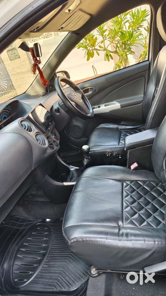 Toyota Etios Liva Trd Sportivo Petrol Ltd, 2014, Petrol