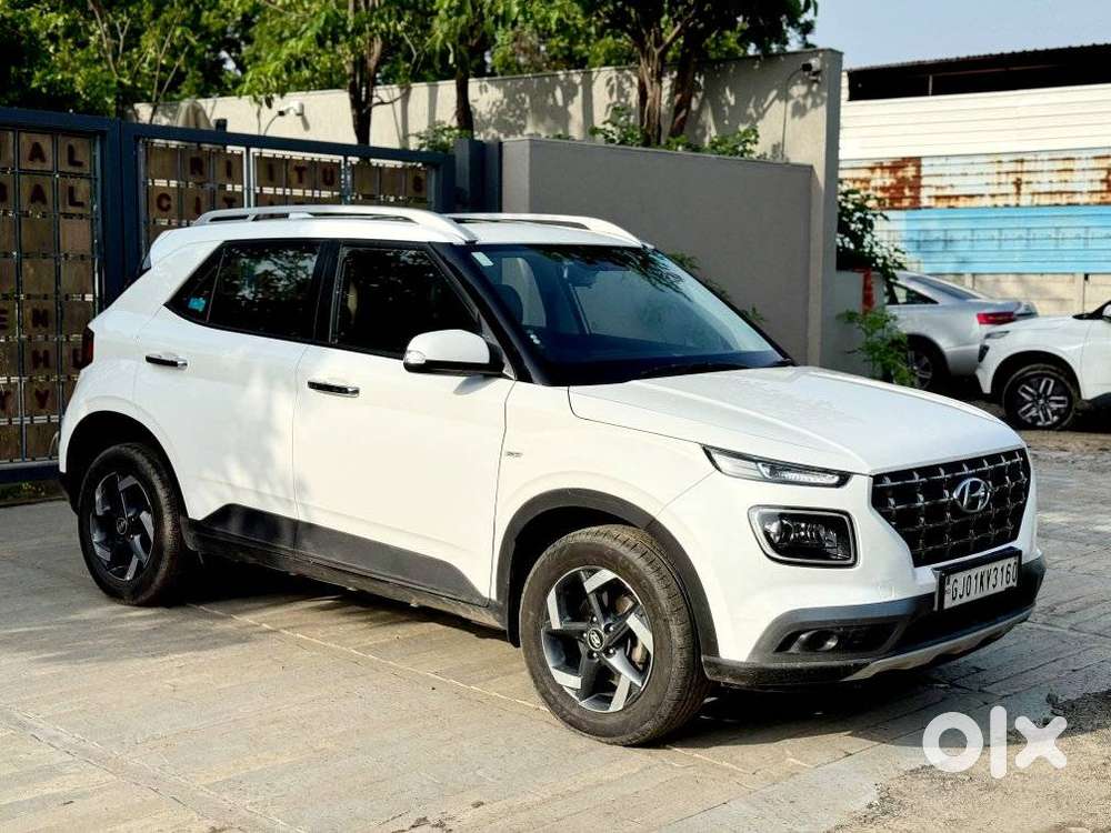 Hyundai Venue Sx+ At, 2019, Petrol