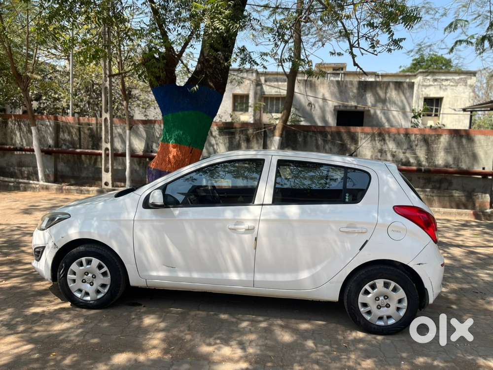 Hyundai I20 2013 Petrol Well Maintained