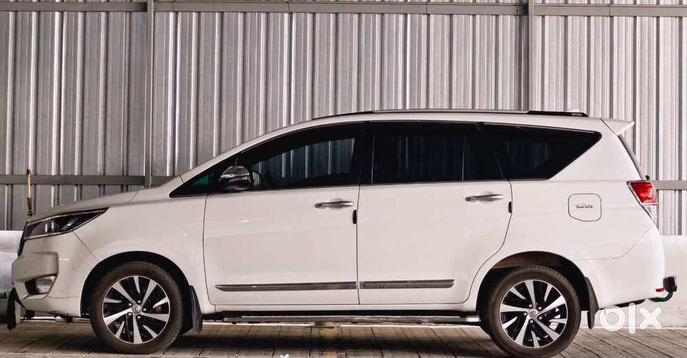 Toyota Innova Crysta 2.4 Z 7 Str, 2024, Diesel