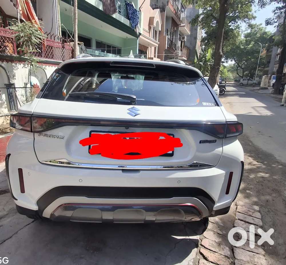 Maruti Suzuki Fronx 2025 Petrol 8641 Km Driven