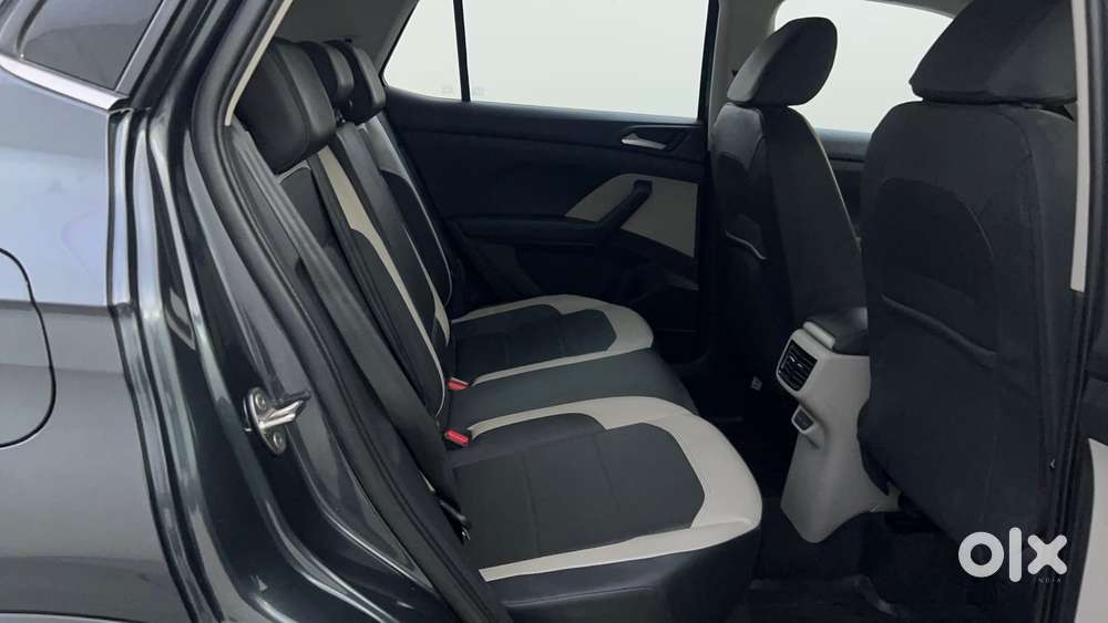 Volkswagen Taigun Topline 1.0 Tsi At (electric Seats), 2022, Petrol