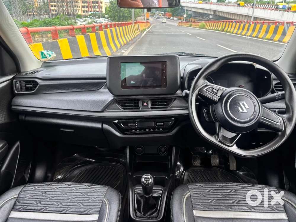 Maruti Suzuki Swift Vxi, 2024, Petrol