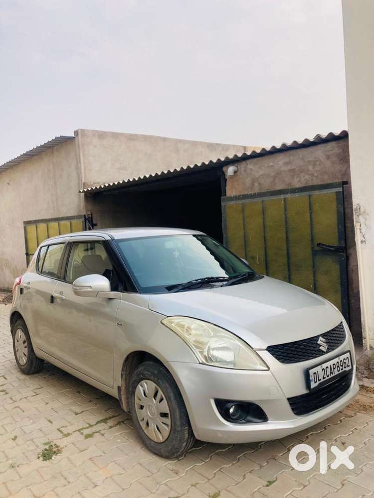Maruti Suzuki Swift 2013 Petrol 72000 Km Driven