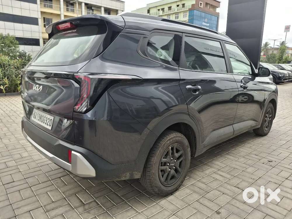 Kia Carens Clavis 2025 Petrol 5500 Km Driven