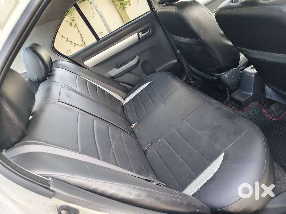 Maruti Suzuki Swift Dzire Vdi At, 2010, Diesel