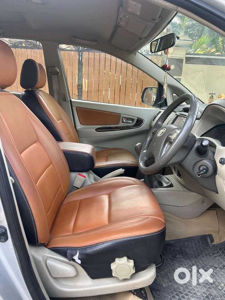 Toyota Innova 2.5 V 7 Str, 2013, Diesel