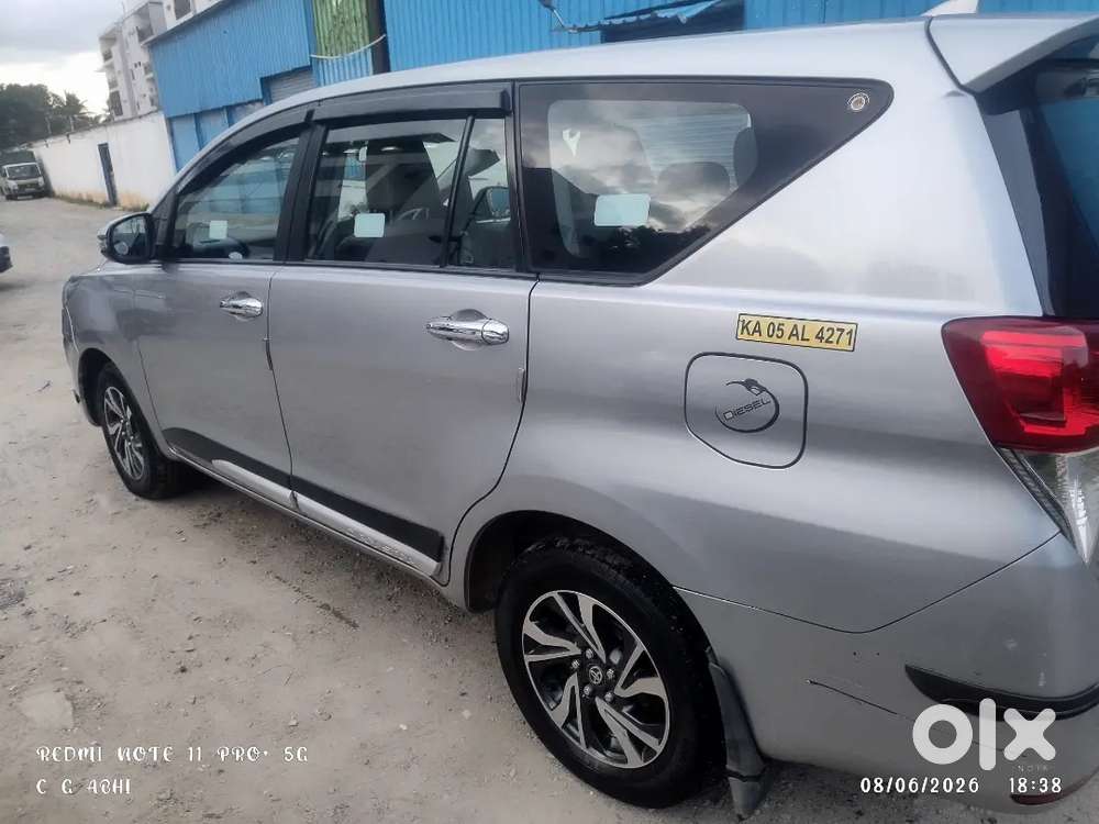 Toyota Innova Crysta Gx 2022