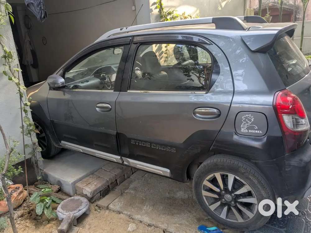 Toyota Etios Cross 2017 Diesel 76000 Km Driven