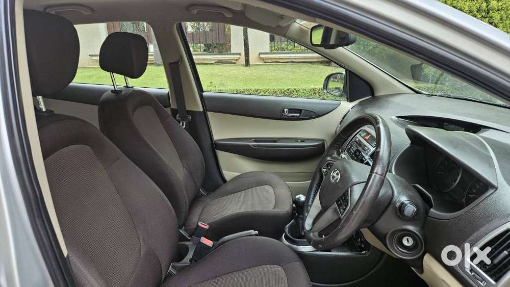 Hyundai I20 Sportz Plus, 2014, Petrol