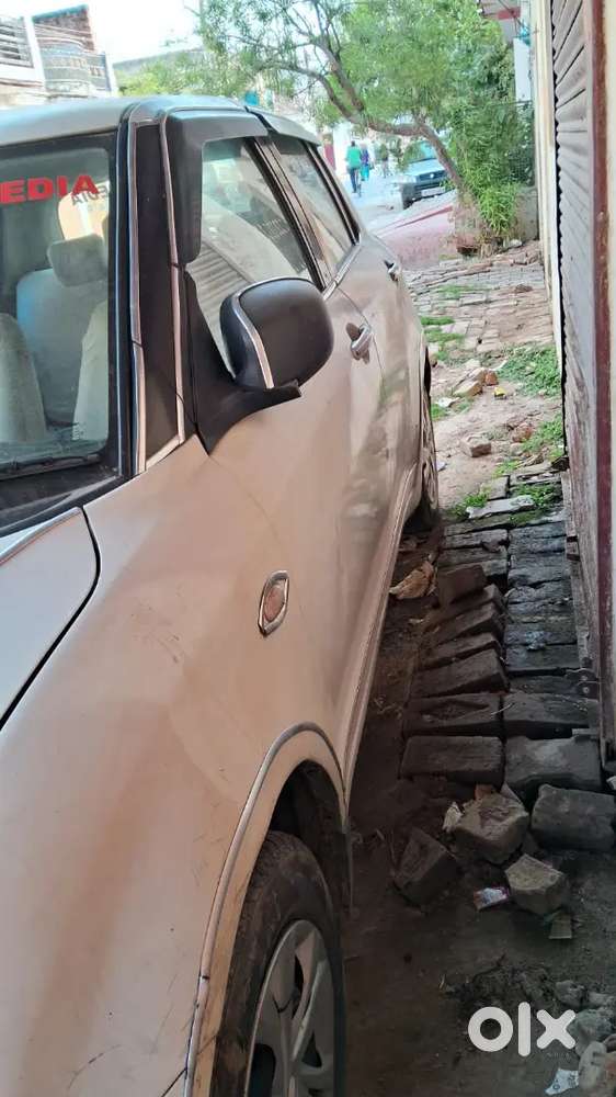 Maruti Suzuki Swift 2010 Petrol 980096 Km Driven