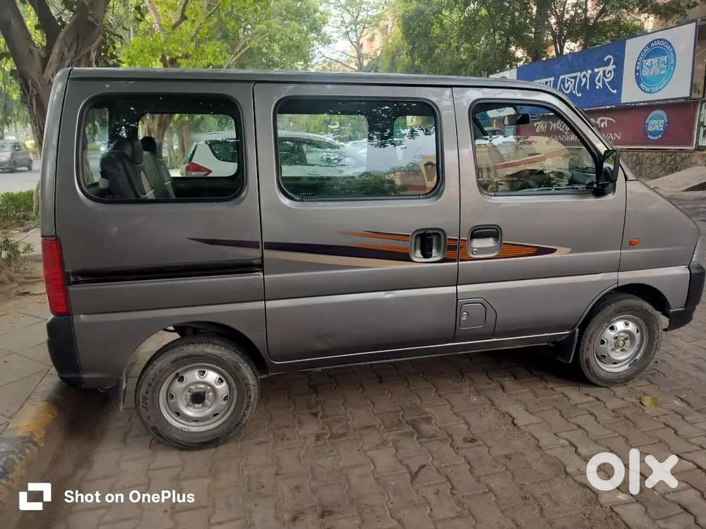 Maruti Suzuki Eeco 2022 Cng & Hybrids 68427 Km Driven