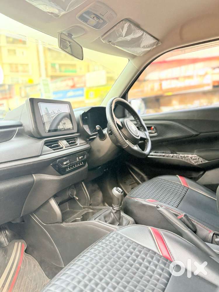 Maruti Suzuki Swift Lxi Optional-o, 2025, Petrol