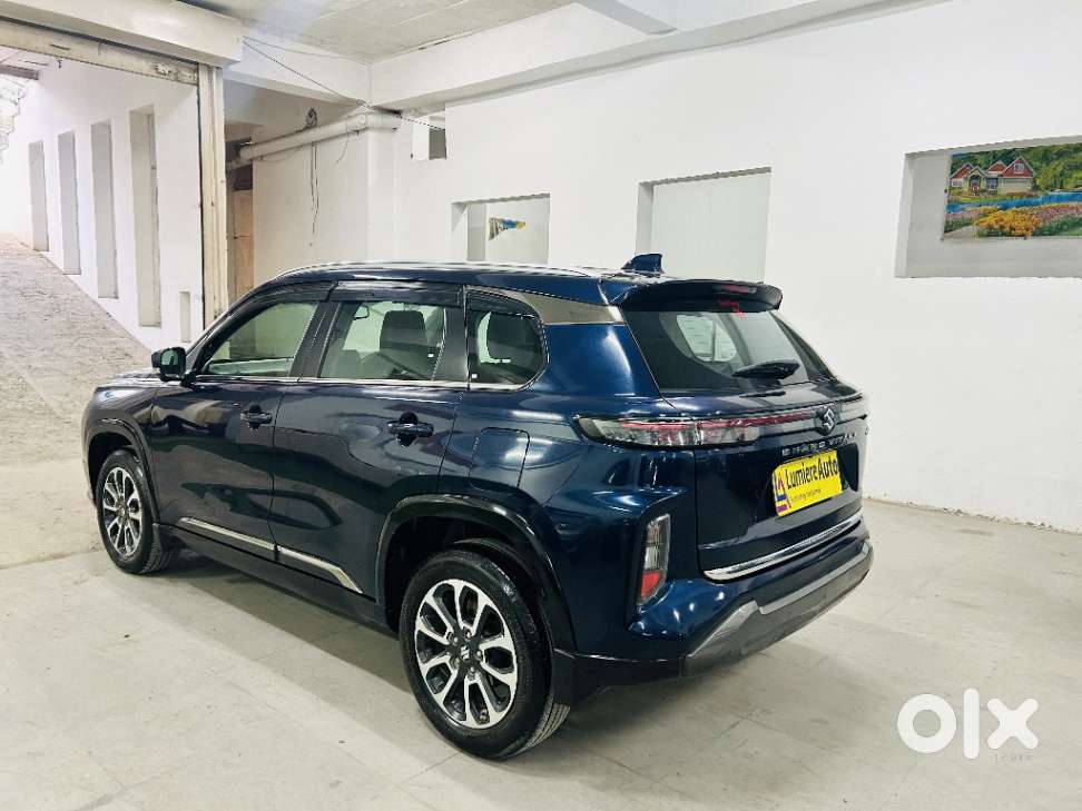Maruti Suzuki Grand Vitara 1.5 Alpha Smart Hybrid Dual Tone At, 2023..