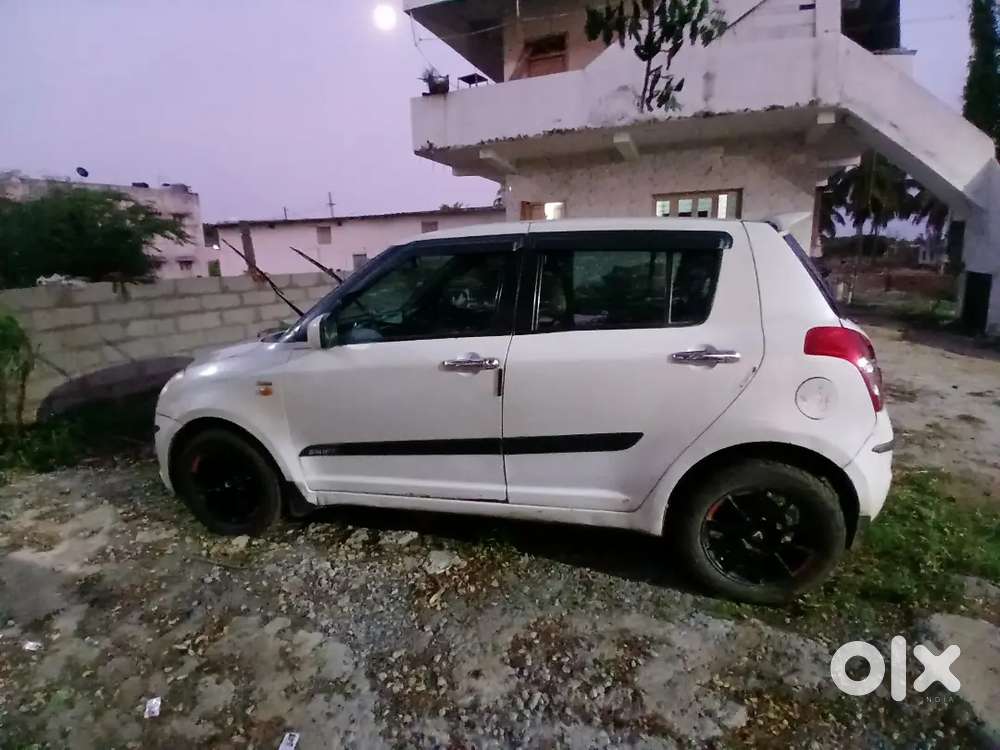 Maruti Suzuki Swift Vdi 2010