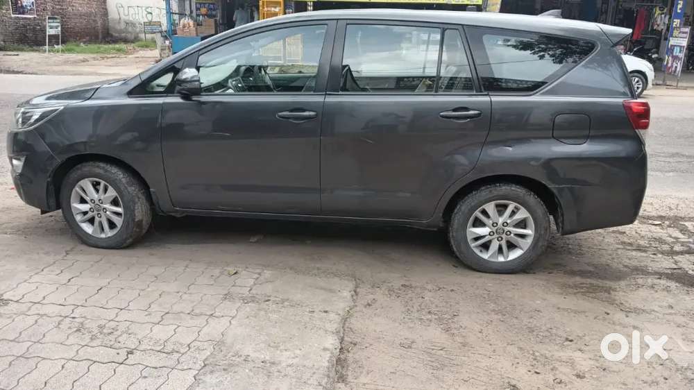 Toyota Innova Crysta 2017 Diesel Mt
