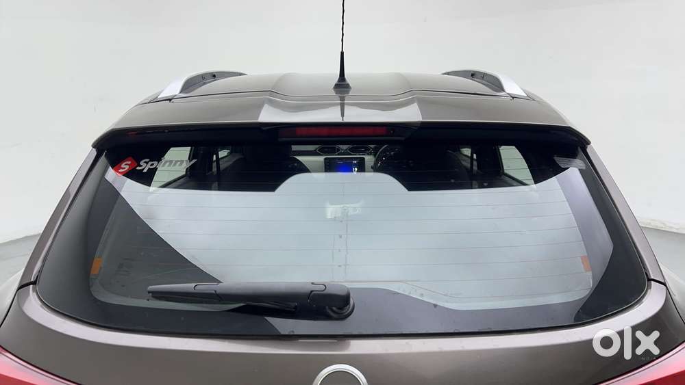 Nissan Magnite Xv Turbo, 2022, Petrol