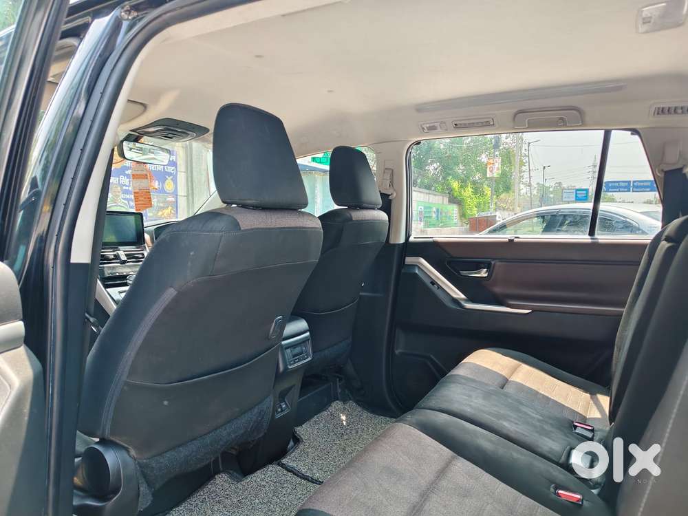Toyota Innova Hycross 2.0 Vx Hybrid 8 Str, 2023, Petrol