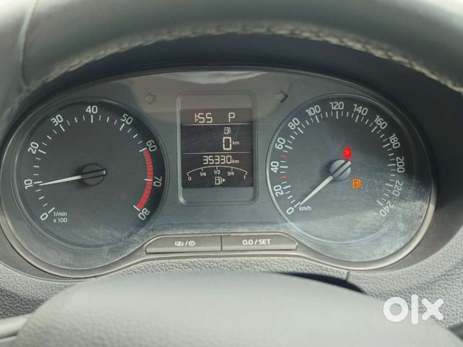 Skoda Rapid 1.0 Ambition Tsi At, 2021, Petrol