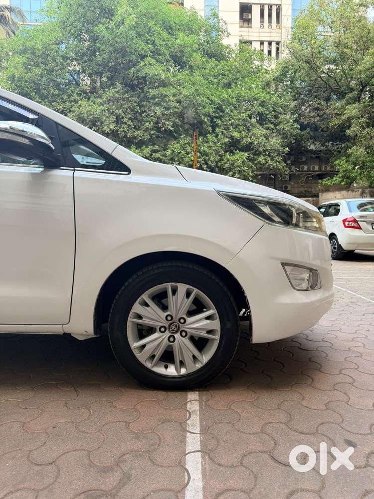Toyota Innova Crysta 2.8z Automatic, 2018, Diesel