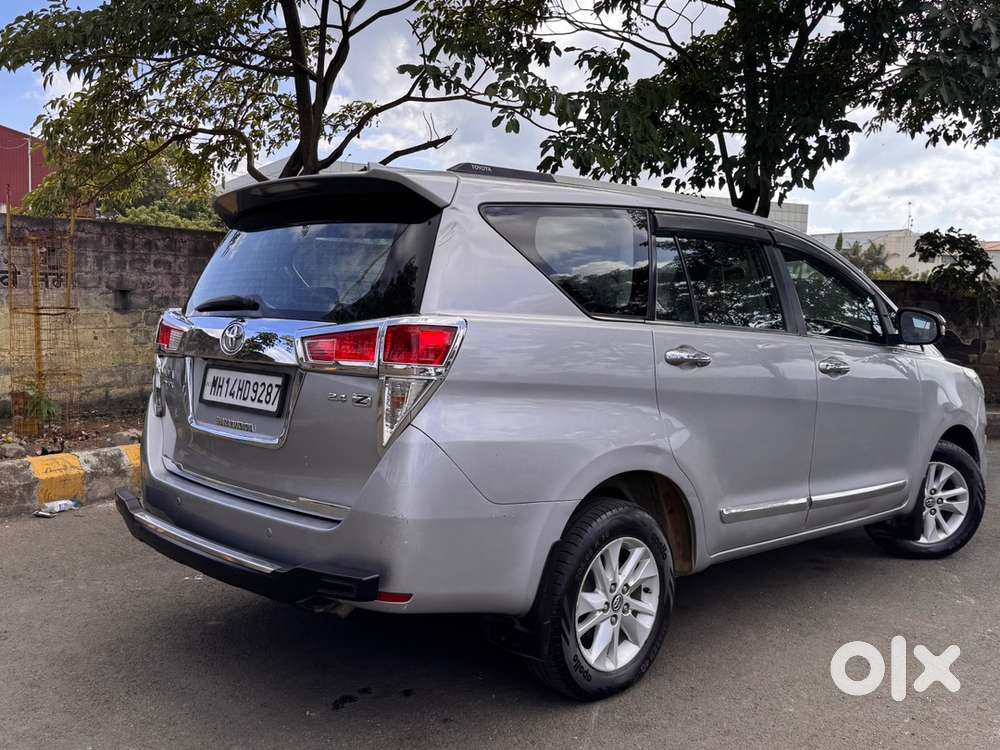 Toyota Innova Crysta 2018