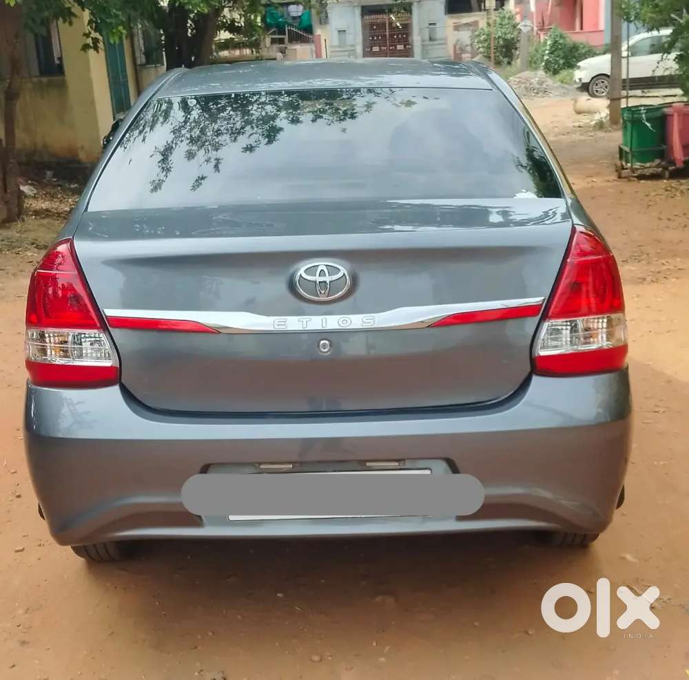 Toyota Etios 2019 Diesel 120000 Km Driven
