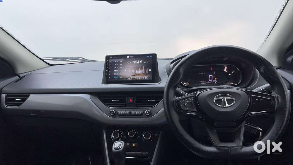 Tata Nexon 1.2 Revotron Xm (s), 2022, Petrol