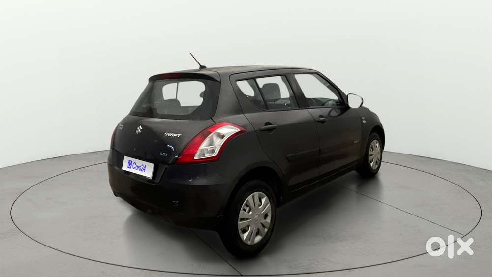 Maruti Suzuki Swift 1.2 Lxi (o), 2015, Petrol