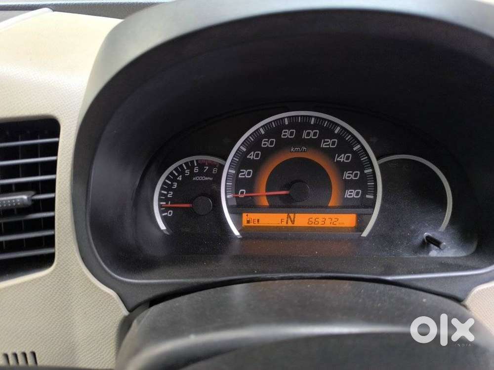 Maruti Suzuki Wagon R 1.0 Vxi Amt, 2016, Petrol