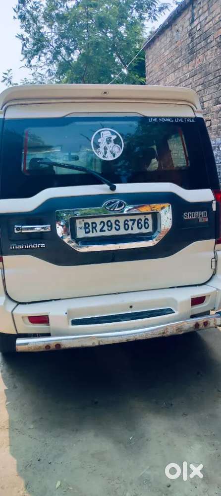Mahindra Scorpio 2015
