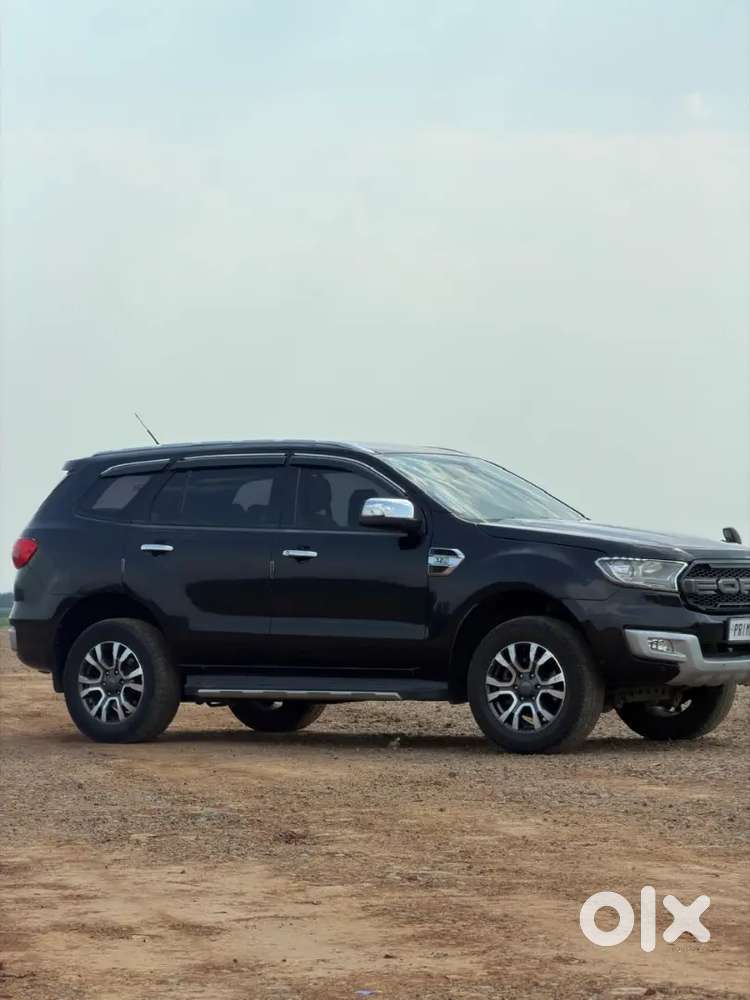 Ford Endeavour Titanium At 2017