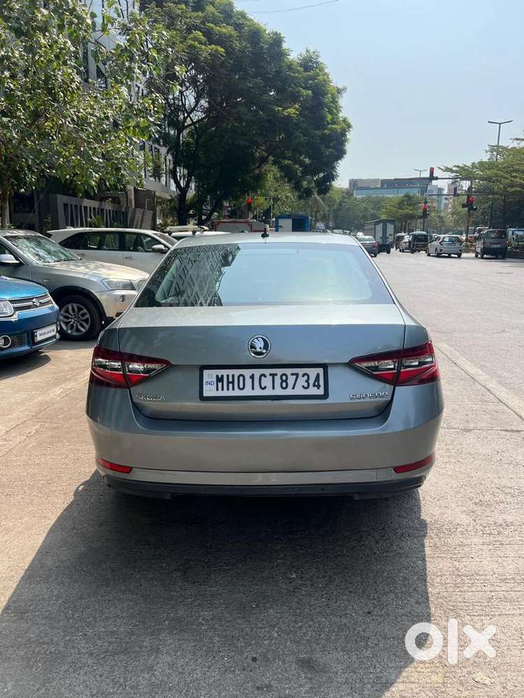 Skoda Superb 2018 Petrol 22000 Km Driven